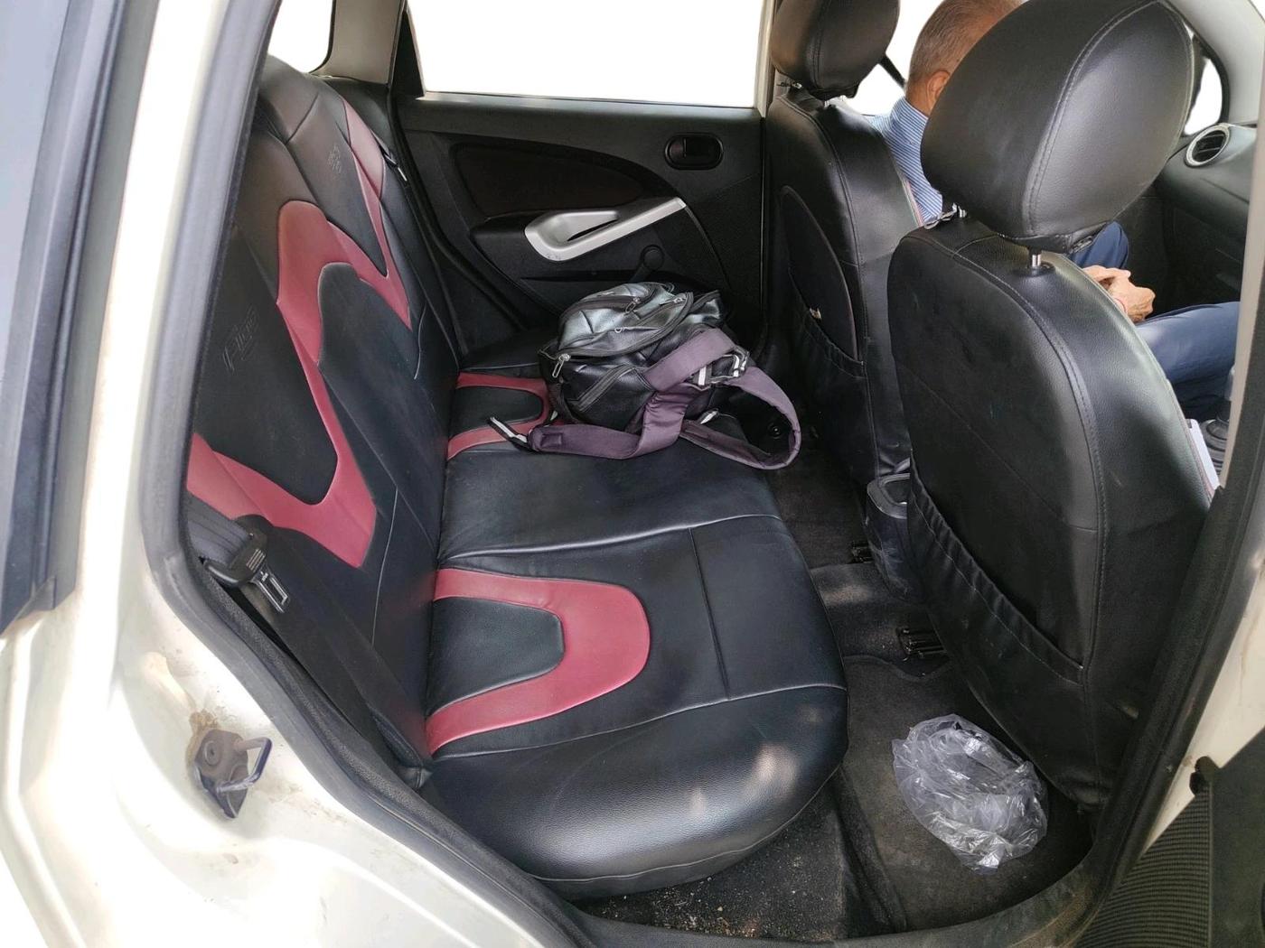 2012 Ford Figo TITANIUM 1.4 DIESEL, Diesel, Manual, 1,10,000 km, interior
