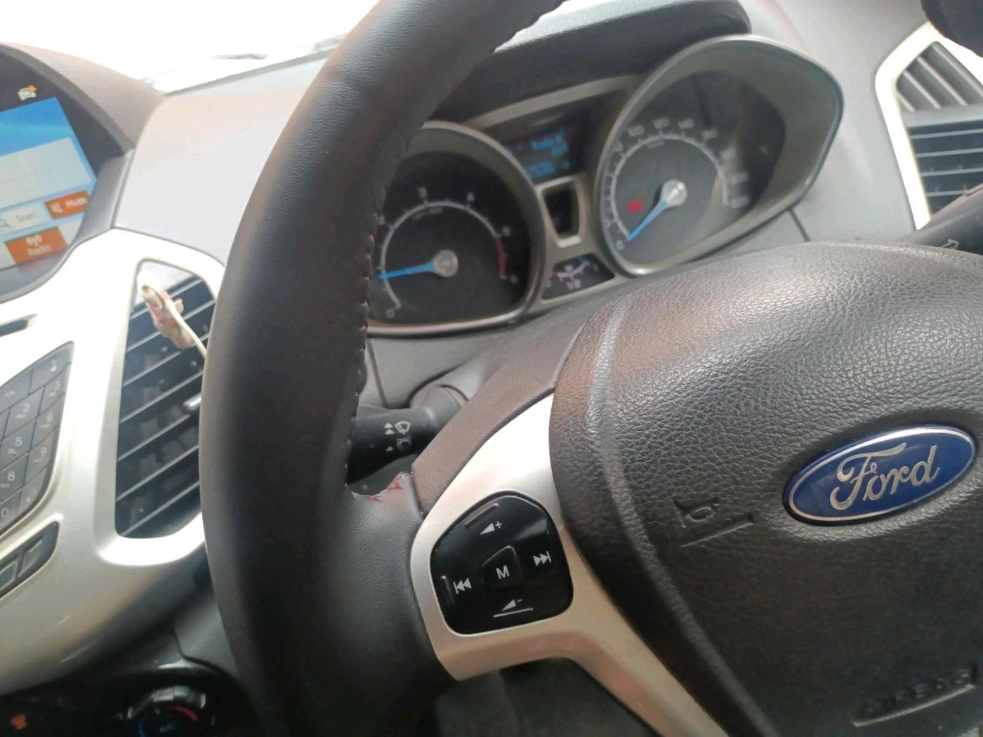 2017 Ford Ecosport TITANIUM 1.5L DIESEL, Diesel, Manual, 94,000 km, interior