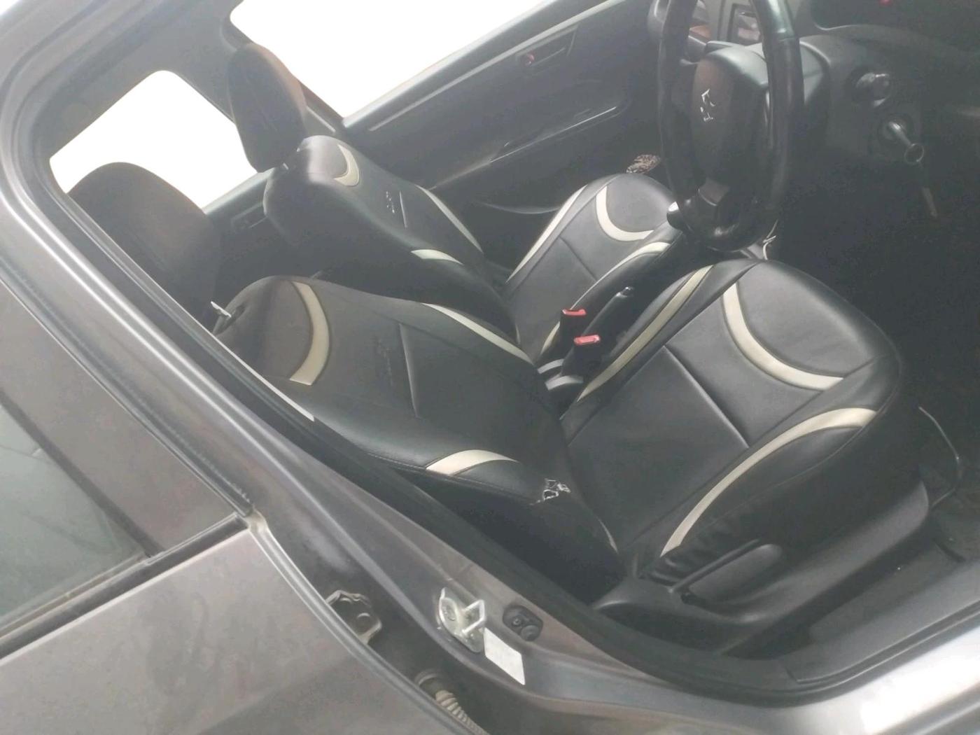 2015 Maruti Swift LXI, Petrol, Manual, 21,991 km, interior