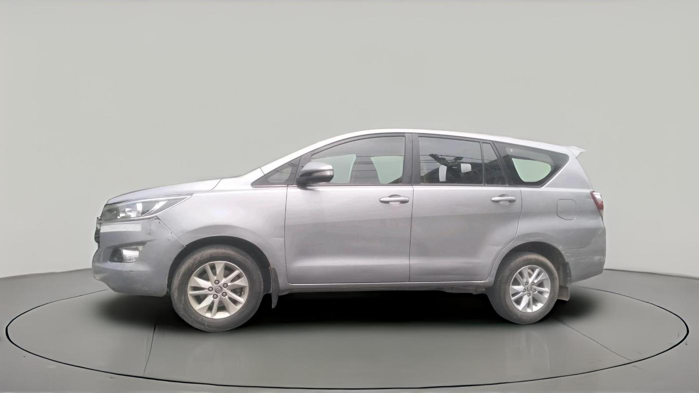 2016 Toyota Innova Crysta 2.8 GX AT 8 STR, Diesel, Automatic, 1,41,952 km, exterior