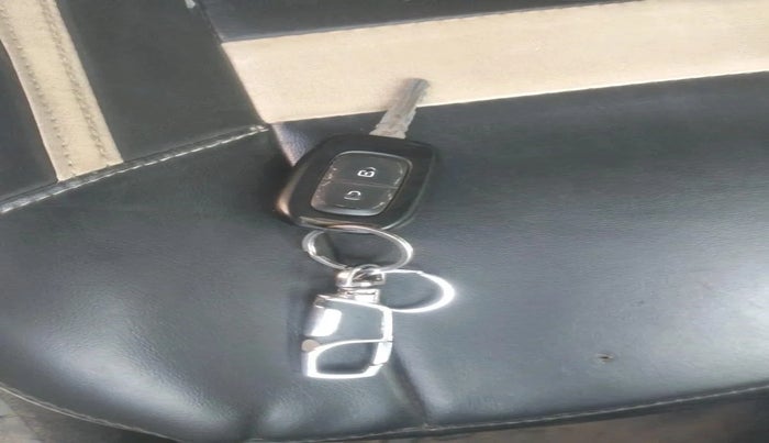 2023 Renault TRIBER RXT, CNG, Manual, 37,442 km, interior