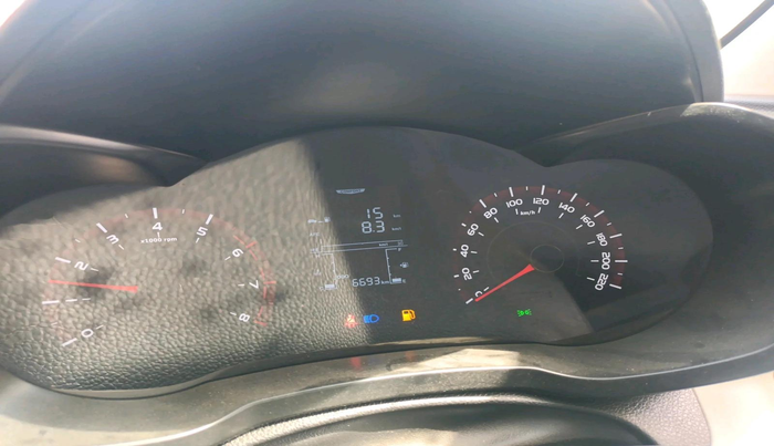 2025 Mahindra XUV 3XO MX3 1.2 L TCMPFi, Petrol, Manual, 6,693 km, interior