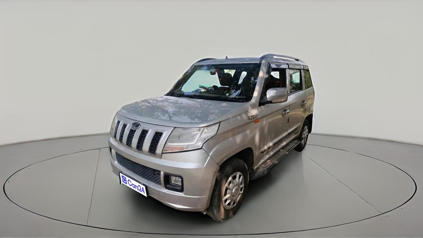 2017 Mahindra TUV300 T6, Diesel, Manual, 67,232 km, exterior