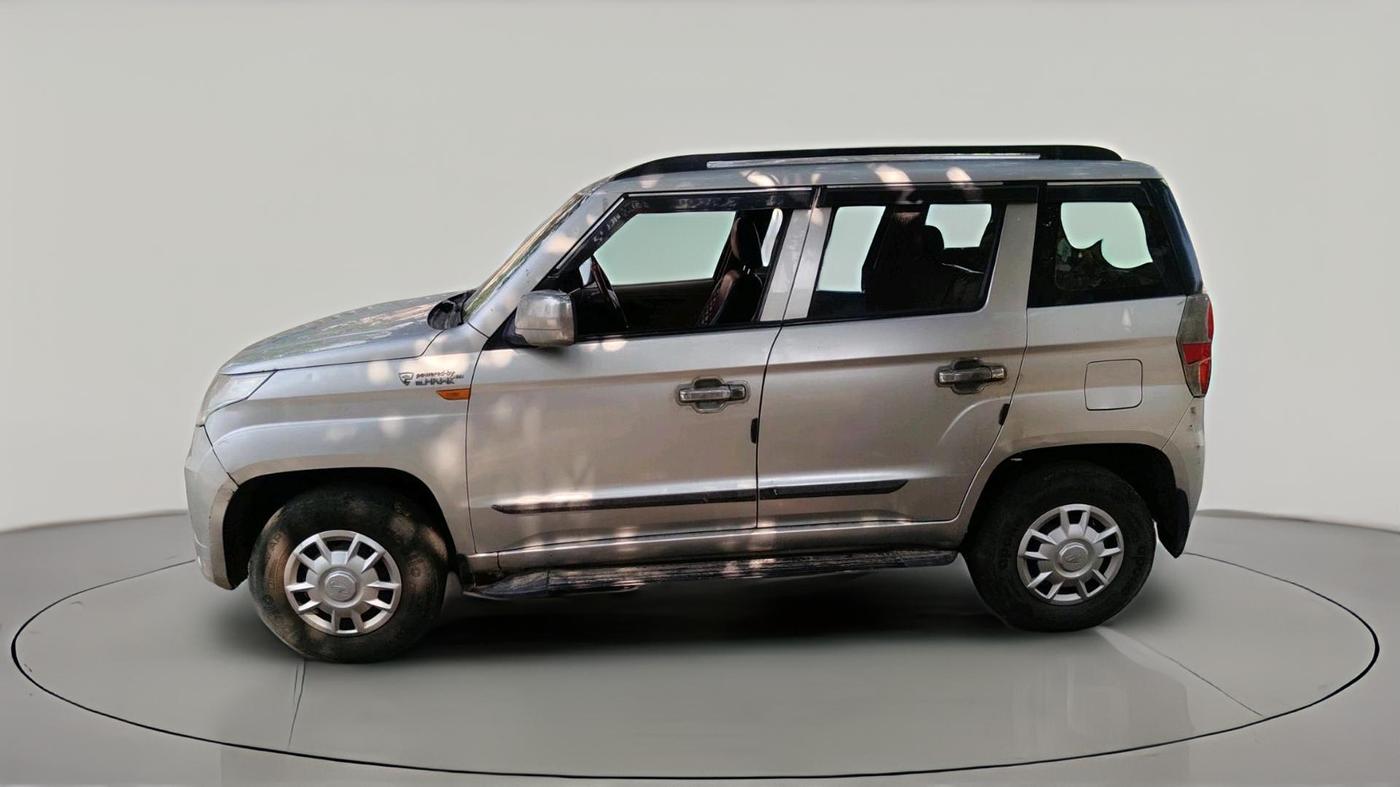 2017 Mahindra TUV300 T6, Diesel, Manual, 67,232 km, exterior