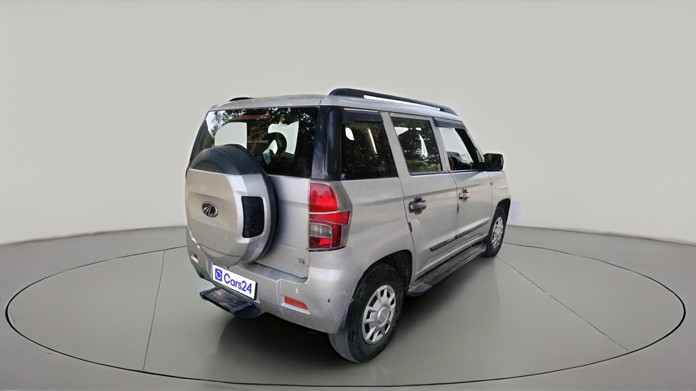 2017 Mahindra TUV300 T6, Diesel, Manual, 67,232 km, exterior