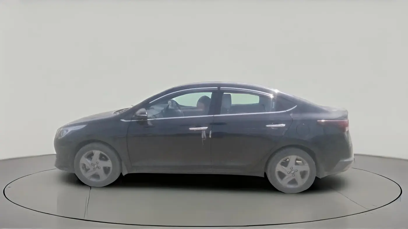 2022 Hyundai Verna SX 1.5 CRDI, Diesel, Manual, 30,606 km, exterior