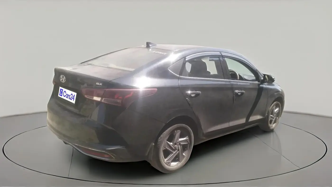 2022 Hyundai Verna SX 1.5 CRDI, Diesel, Manual, 30,606 km, exterior