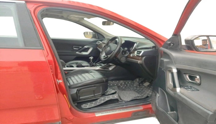 2023 Tata Harrier XT PLUS 2.0L KRYOTEC, Diesel, Manual, 25,178 km, interior