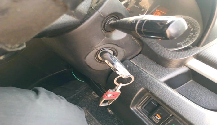 2014 Maruti Swift VXI, Petrol, Manual, 92,756 km, interior