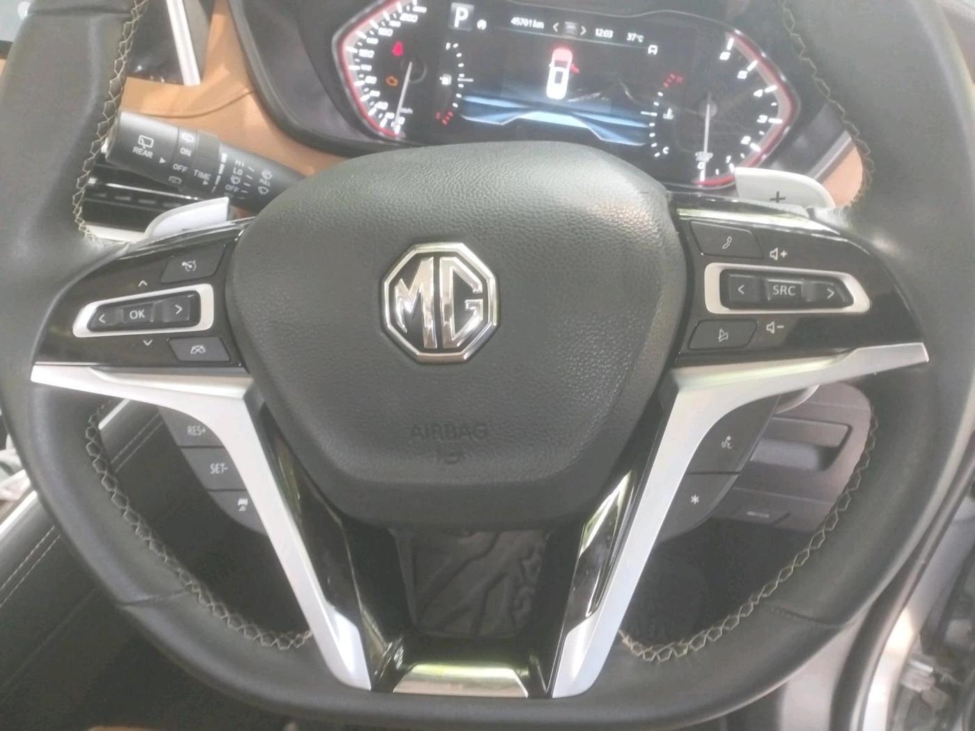 2024 MG GLOSTER SAVVY 6 STR 2.0 TWIN TURBO 4WD, Diesel, Automatic, 48,000 km, interior