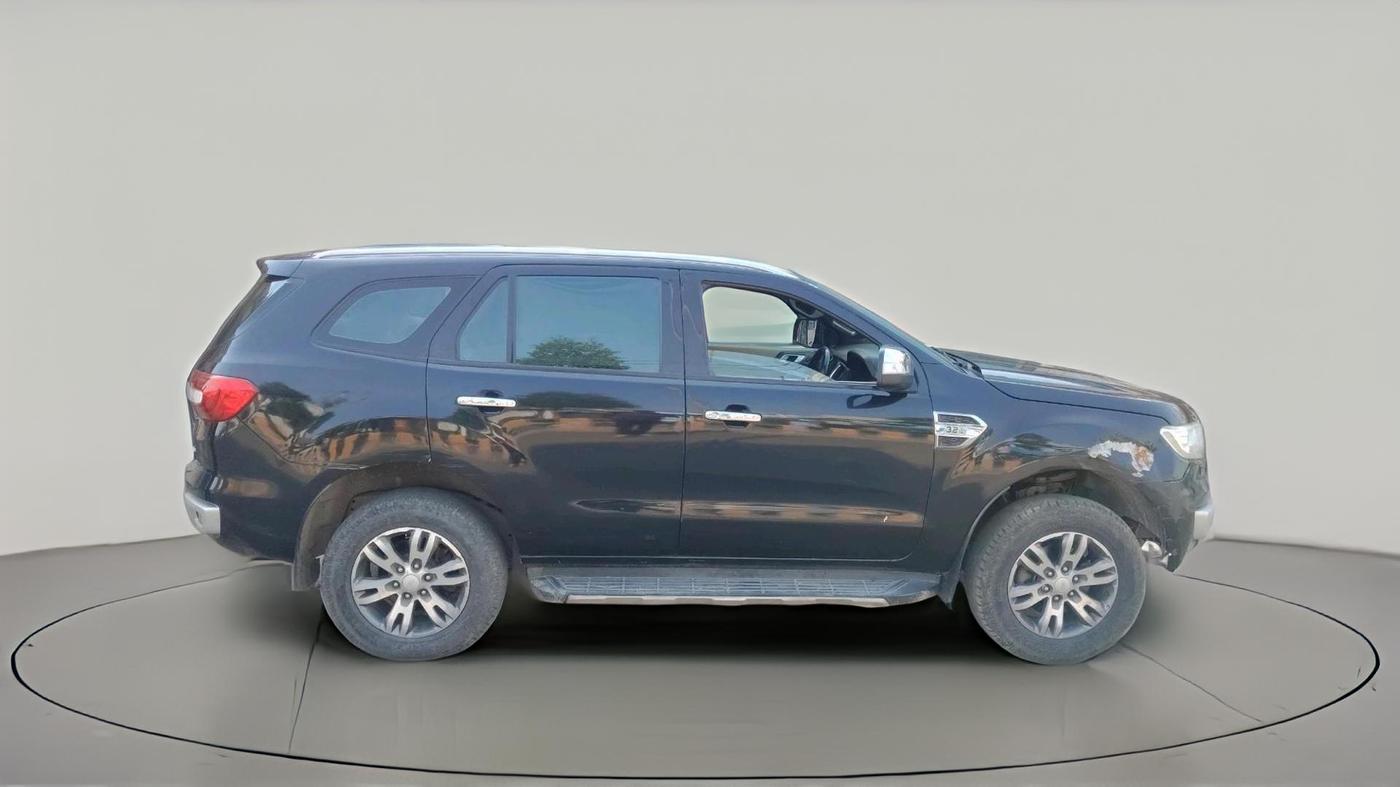 2017 Ford Endeavour TITANIUM 3.2 4X4 AT, Diesel, Automatic, 96,947 km, exterior