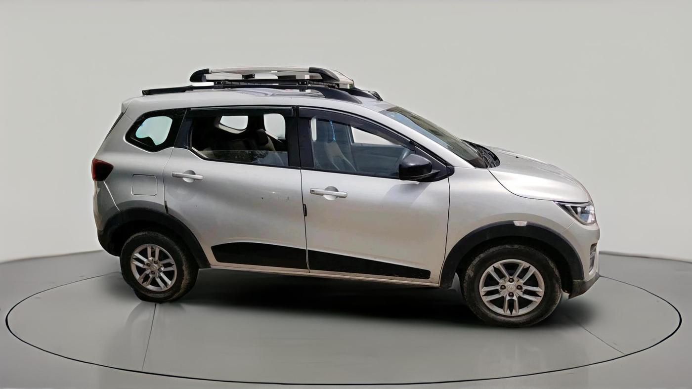 2020 Renault TRIBER RXT AMT, Petrol, Automatic, 14,745 km, exterior