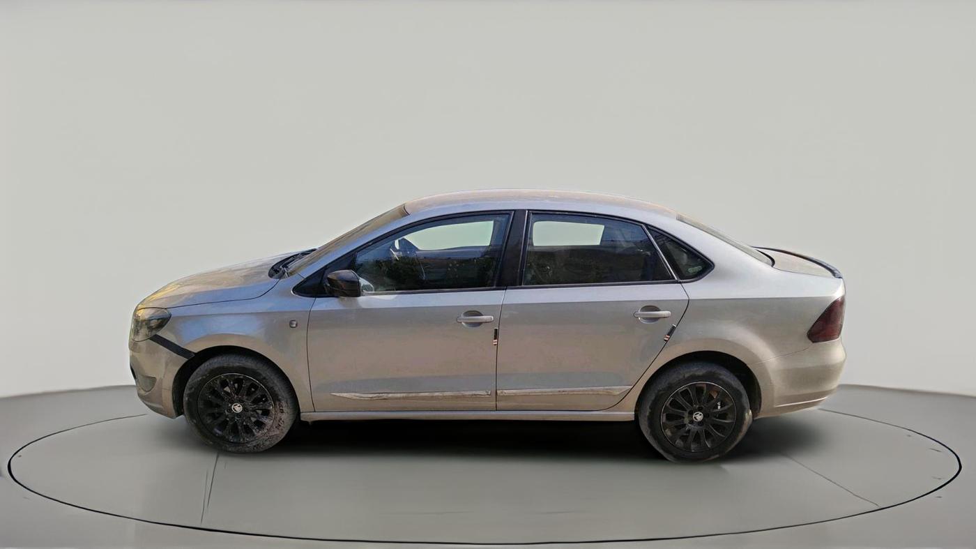 2015 Skoda Rapid AMBITION 1.5 TDI AT, Diesel, Automatic, 2,01,224 km, exterior