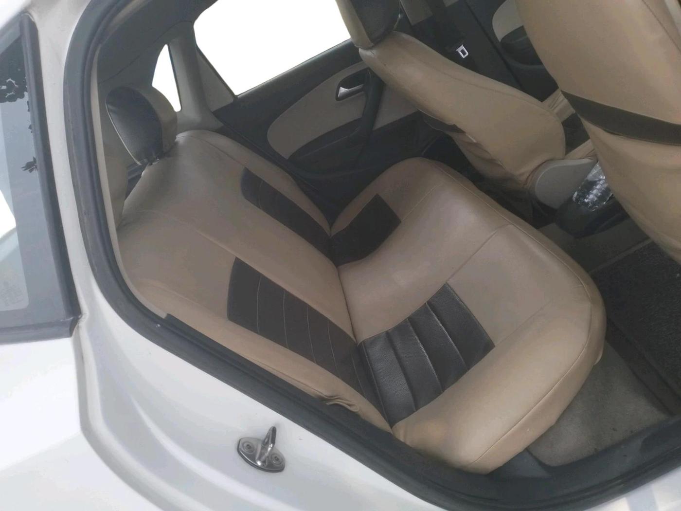 2012 Volkswagen Polo TRENDLINE 1.2L DIESEL, Diesel, Manual, 1,09,296 km, interior