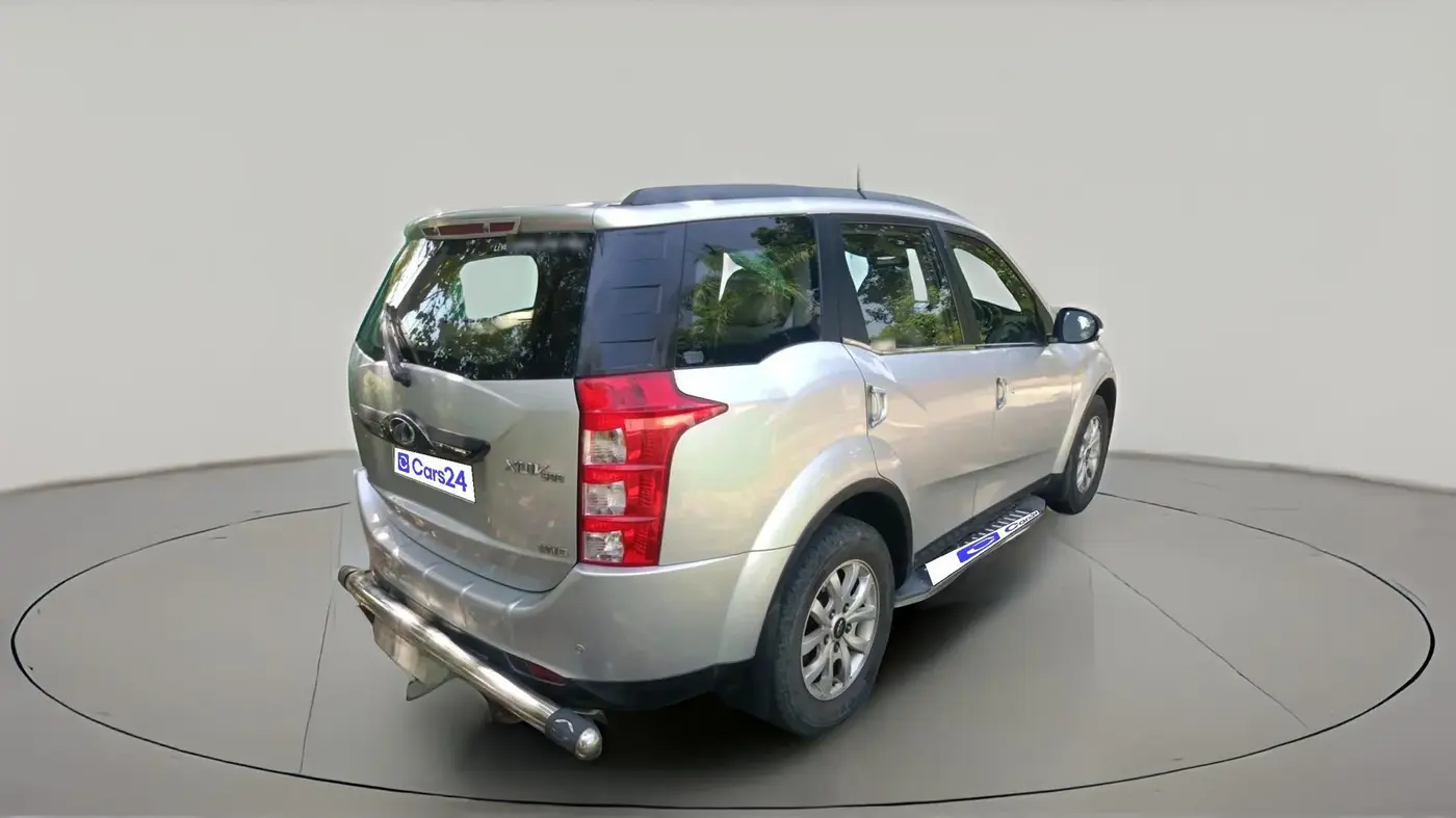 2016 Mahindra XUV500 W10, Diesel, Manual, 1,10,658 km, exterior