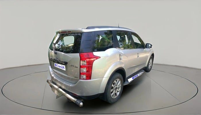 2016 Mahindra XUV500 W10, Diesel, Manual, 1,10,658 km, exterior