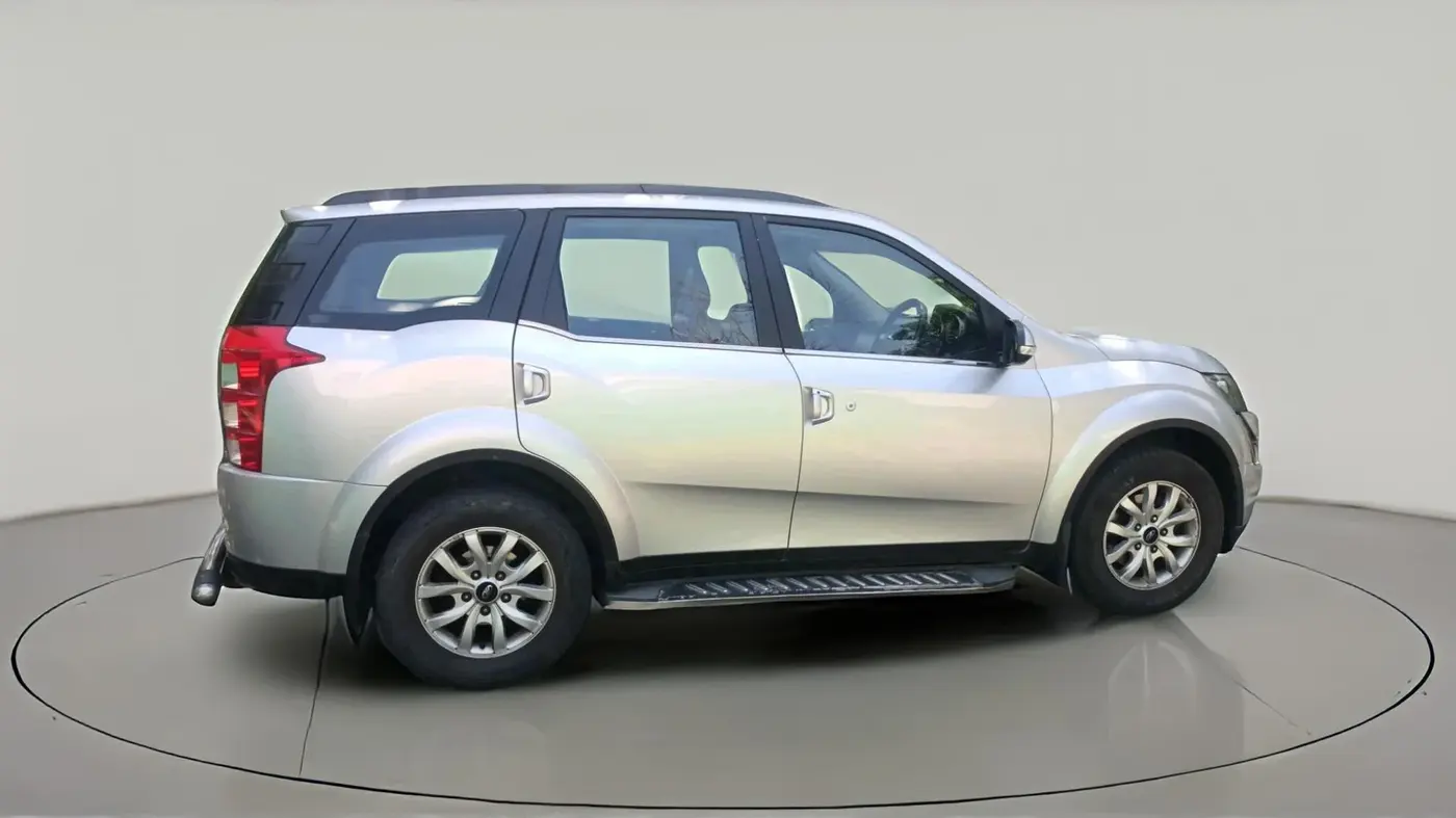 2016 Mahindra XUV500 W10, Diesel, Manual, 1,10,658 km, exterior