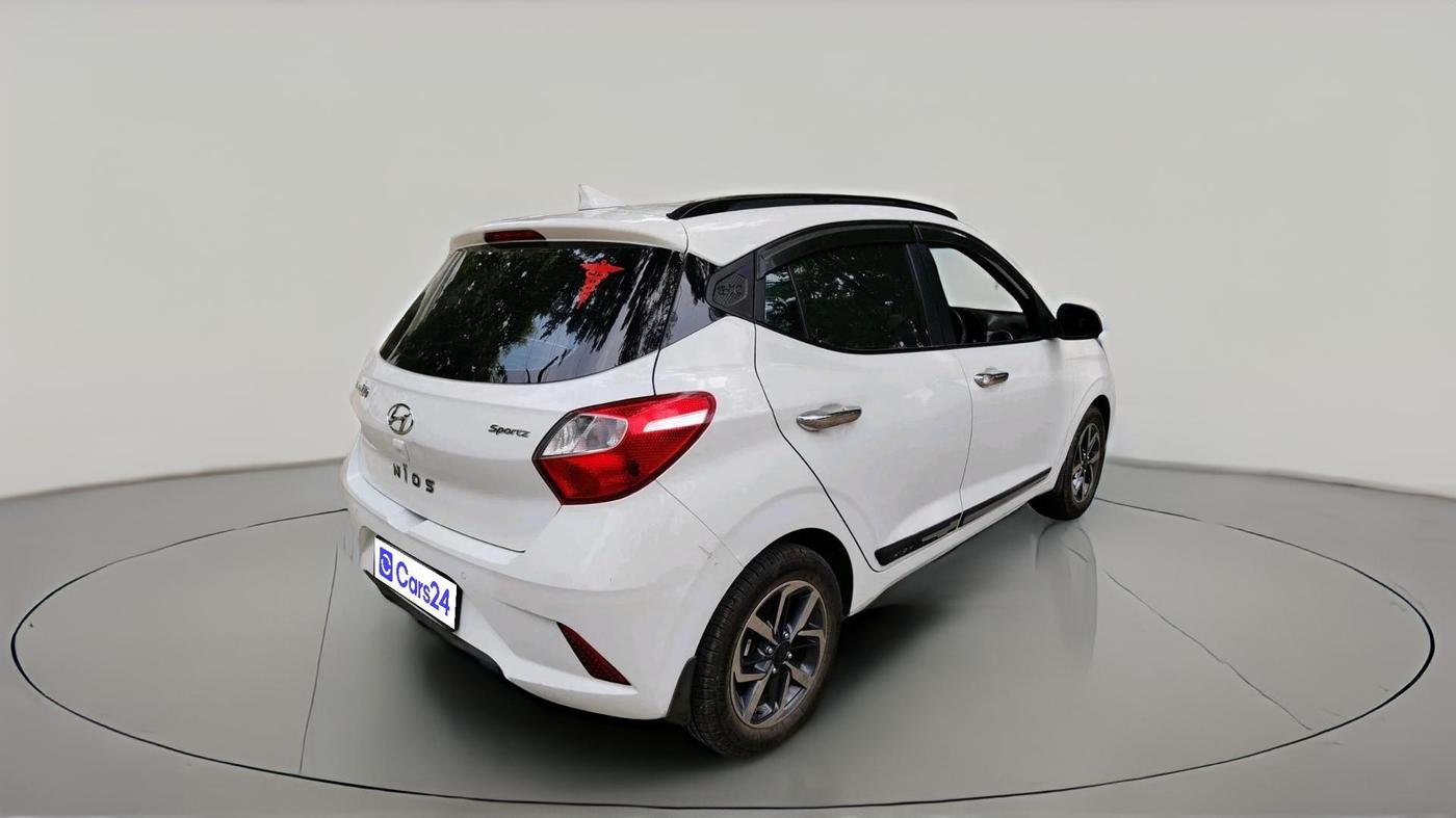 2022 Hyundai GRAND I10 NIOS SPORTZ 1.2 KAPPA VTVT, Petrol, Manual, 48,886 km, exterior