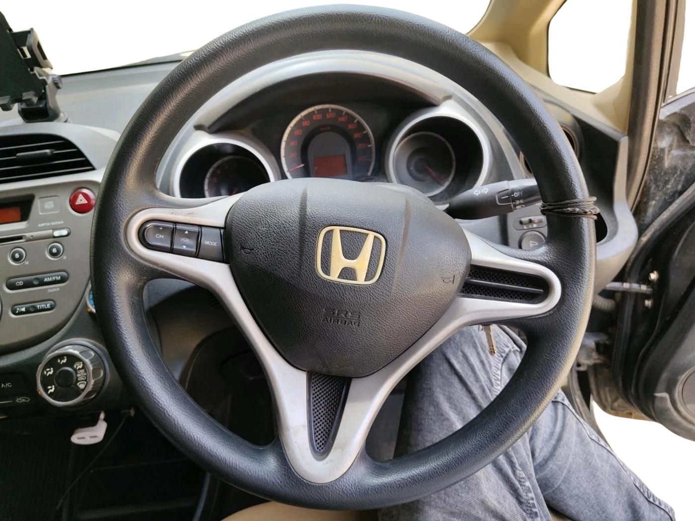 2012 Honda Jazz 1.2 L I-VTEC SELECT, Petrol, Manual, 47,827 km, interior