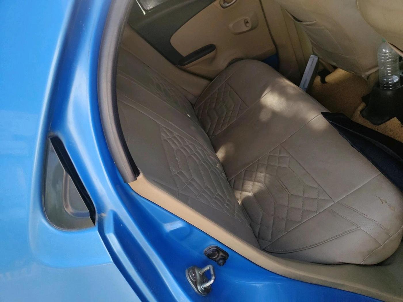 2012 Honda Brio V MT, Petrol, Manual, 90,450 km, interior