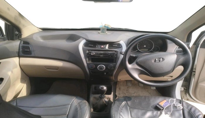 2013 Hyundai Eon MAGNA +, Petrol, Manual, 57,000 km, interior