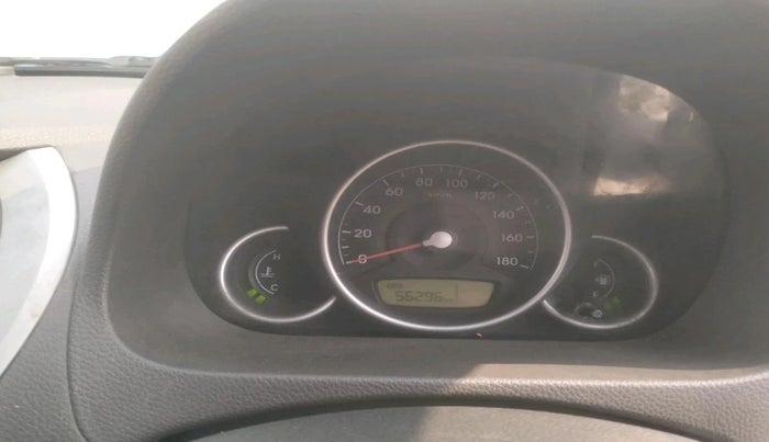 2013 Hyundai Eon MAGNA +, Petrol, Manual, 57,000 km, interior