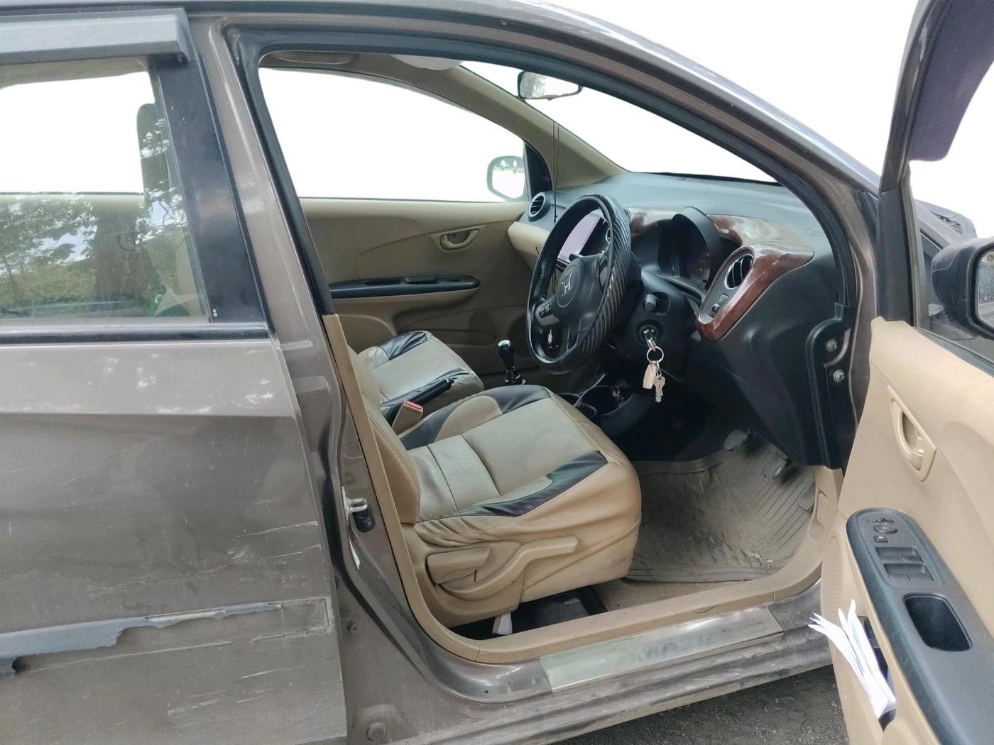 2014 Honda Amaze 1.2L I-VTEC E, Petrol, Manual, 1,19,422 km, interior