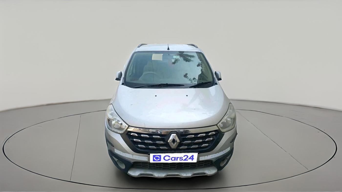 2016 Renault Lodgy 110 PS RXZ STEPWAY 8 STR, Diesel, Manual, 1,04,476 km, exterior