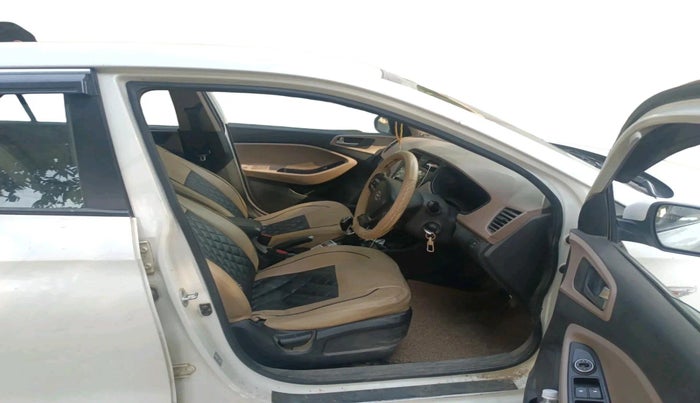 2016 Hyundai Elite i20 MAGNA 1.4 CRDI, Diesel, Manual, 76,301 km, interior