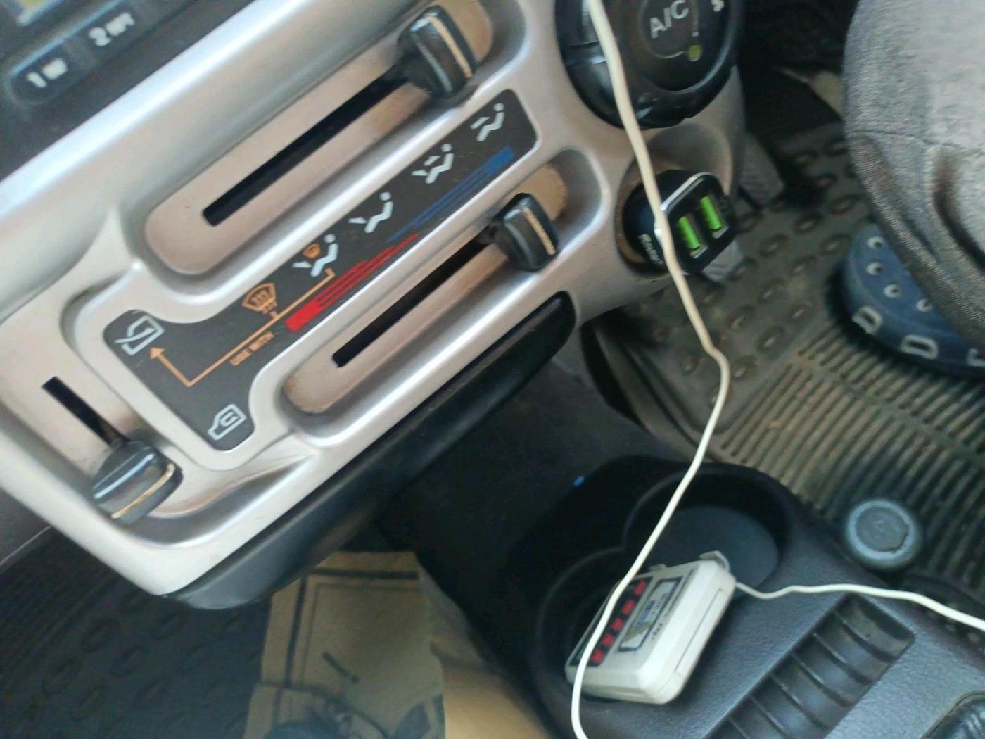 2011 Hyundai Santro Xing GLS, Petrol, Manual, 1,01,105 km, interior