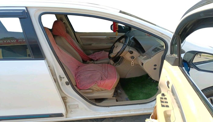 2013 Maruti Ertiga VDI, Diesel, Manual, 1,09,143 km, interior