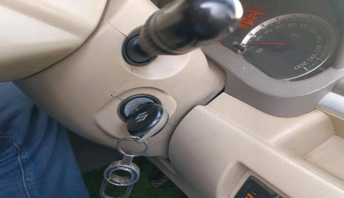 2013 Maruti Ertiga VDI, Diesel, Manual, 1,09,143 km, interior