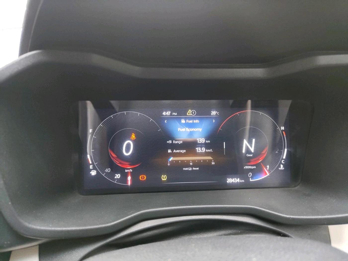 2024 Mahindra XUV 3XO AX5 1.5 Turbo Diesel Autoshift Plus, Diesel, Automatic, 28,434 km, interior