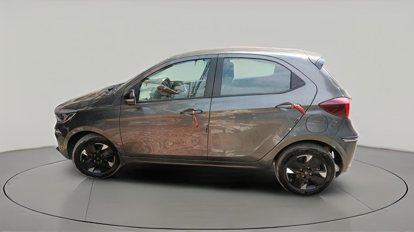 2025 Tata Tiago XT PETROL, Petrol, Manual, 6,316 km, exterior
