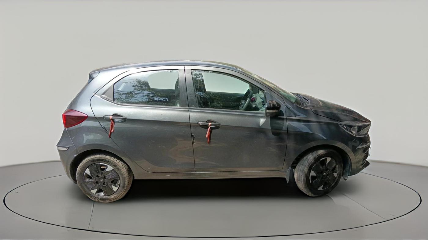 2025 Tata Tiago XT PETROL, Petrol, Manual, 6,316 km, exterior