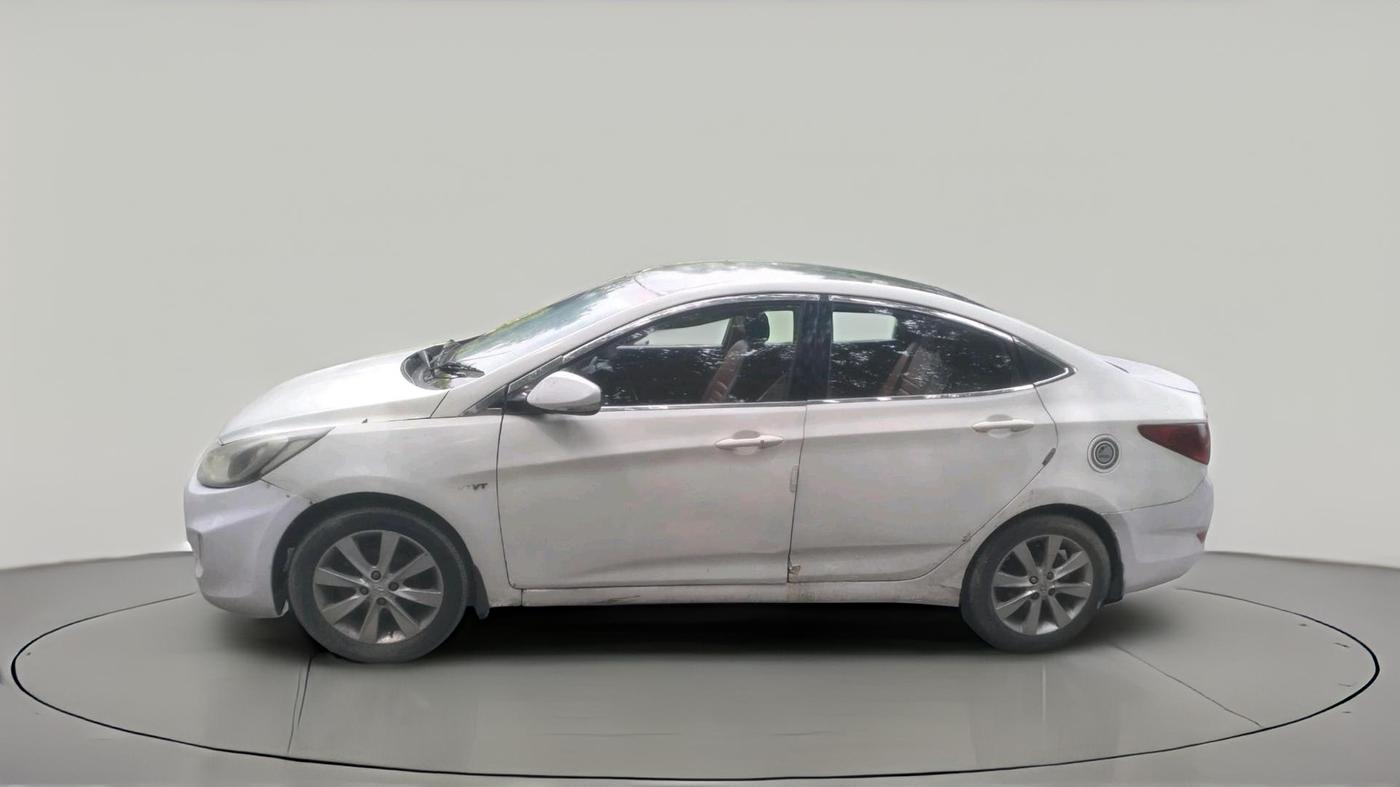 2012 Hyundai Verna FLUIDIC 1.6 CRDI SX AT, Diesel, Automatic, 94,879 km, exterior