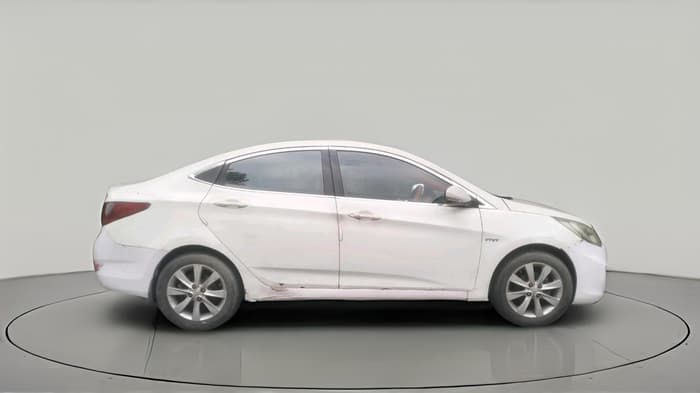 2012 Hyundai Verna FLUIDIC 1.6 CRDI SX AT, Diesel, Automatic, 94,879 km, exterior