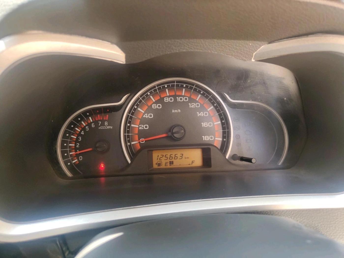 2015 Maruti Alto K10 VXI, Petrol, Manual, 1,25,663 km, interior