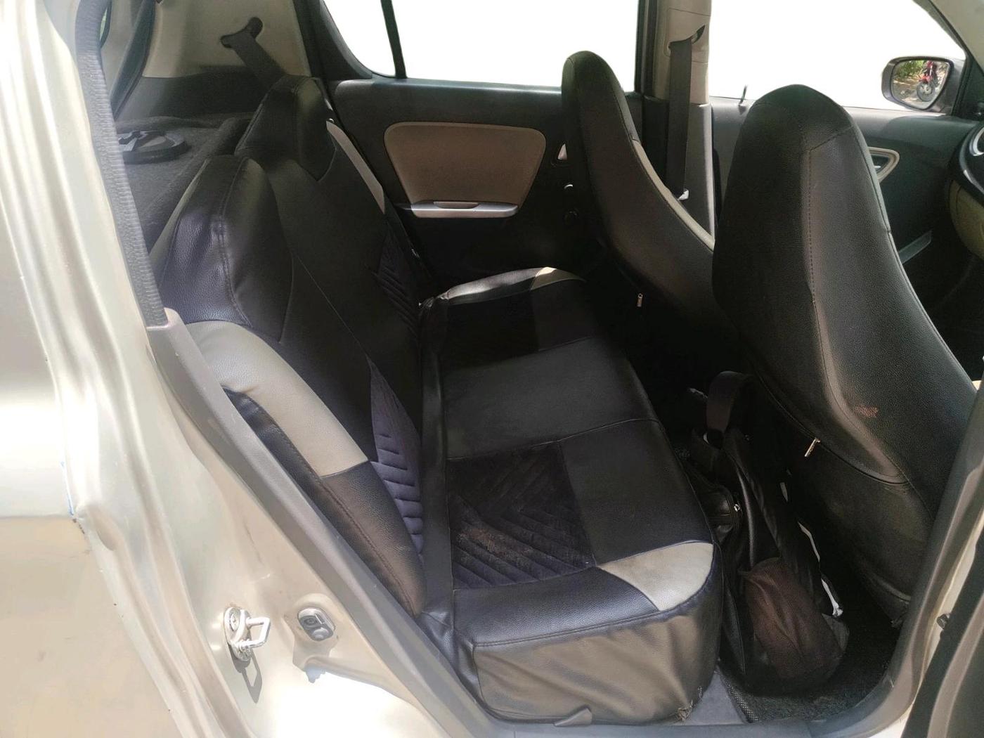 2015 Maruti Alto K10 VXI, Petrol, Manual, 1,25,663 km, interior