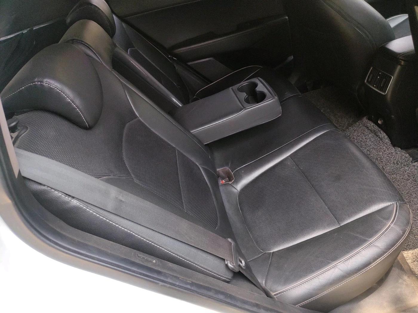 2018 Hyundai Creta SX (O) 1.6 DIESEL, Diesel, Manual, 86,422 km, interior
