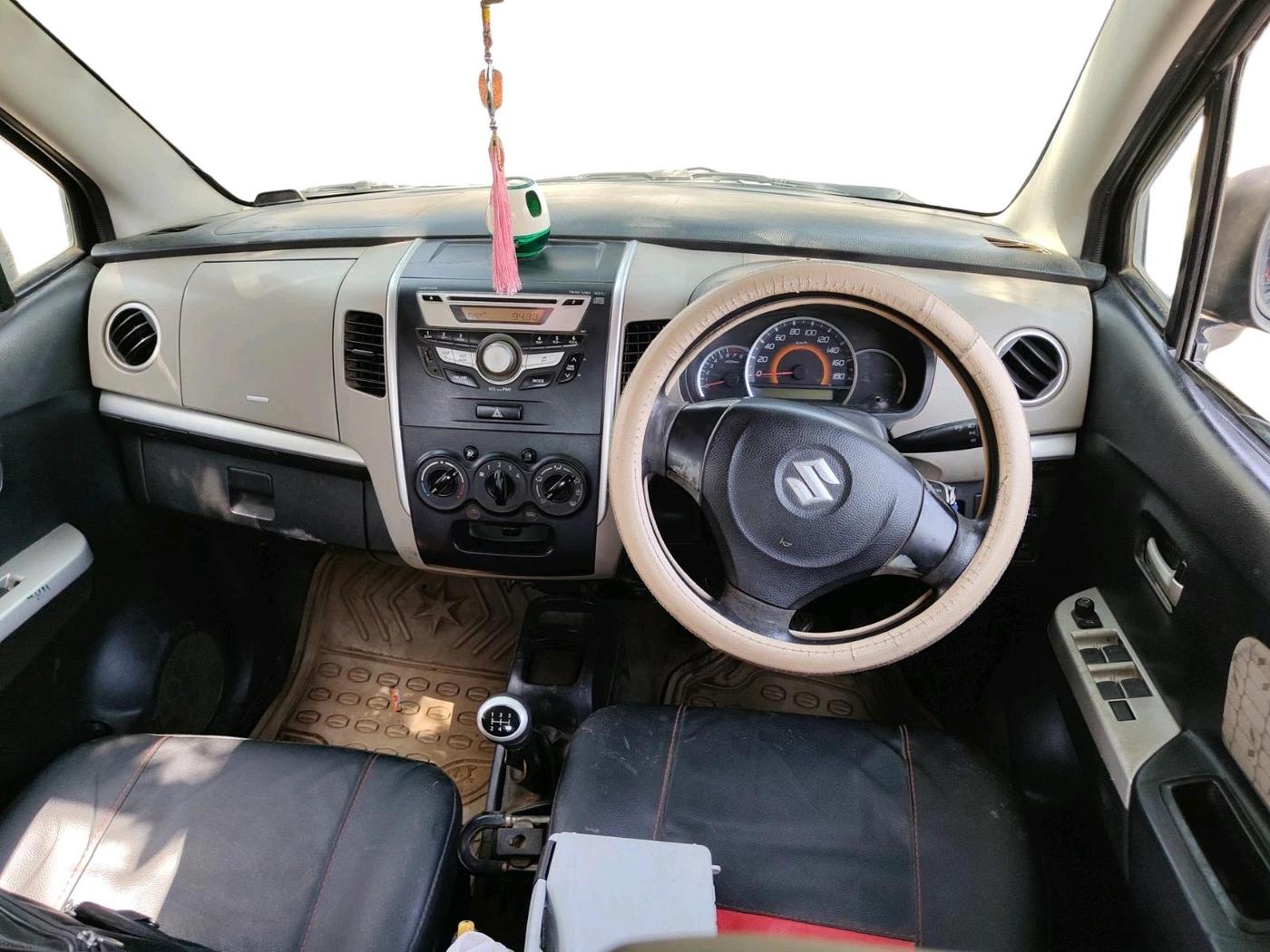 2014 Maruti Wagon R 1.0 LXI, Petrol, Manual, 1,56,773 km, interior