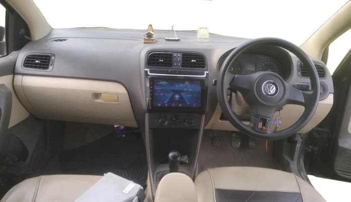 2012 Volkswagen Vento TRENDLINE DIESEL 1.6, Diesel, Manual, 1,03,720 km, interior
