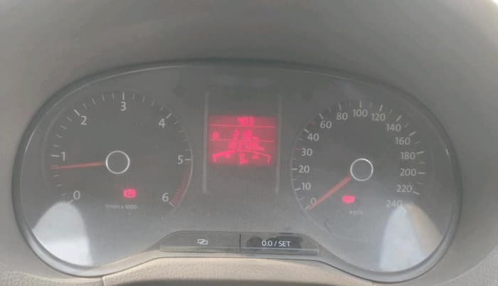 2012 Volkswagen Vento TRENDLINE DIESEL 1.6, Diesel, Manual, 1,03,720 km, interior
