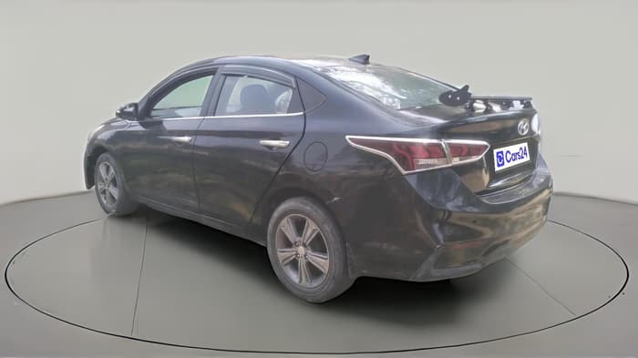 2018 Hyundai Verna 1.6 CRDI SX + AT, Diesel, Automatic, 1,17,406 km, exterior