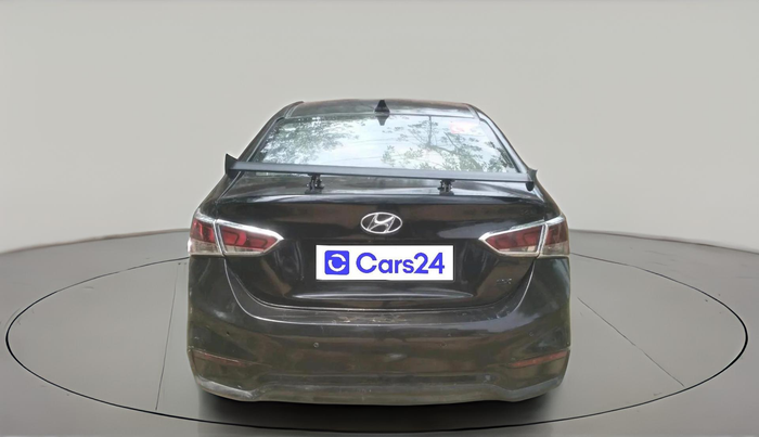 2018 Hyundai Verna 1.6 CRDI SX + AT, Diesel, Automatic, 1,17,406 km, exterior