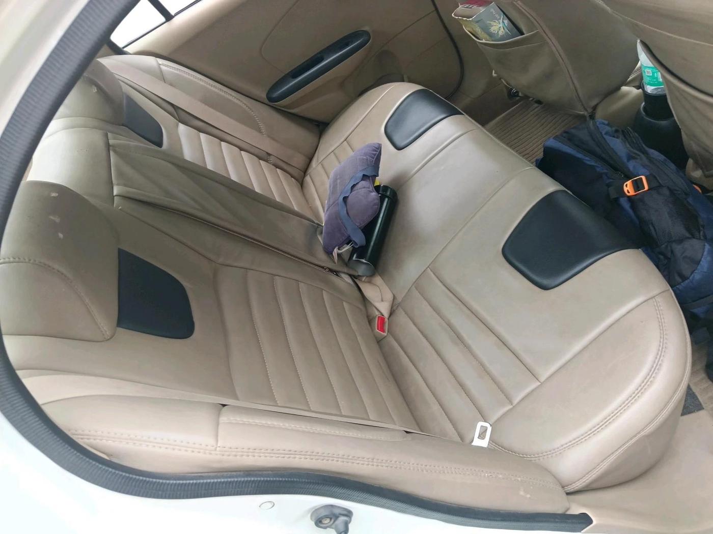 2015 Honda Amaze 1.2L I-VTEC S, Petrol, Manual, 66,267 km, interior