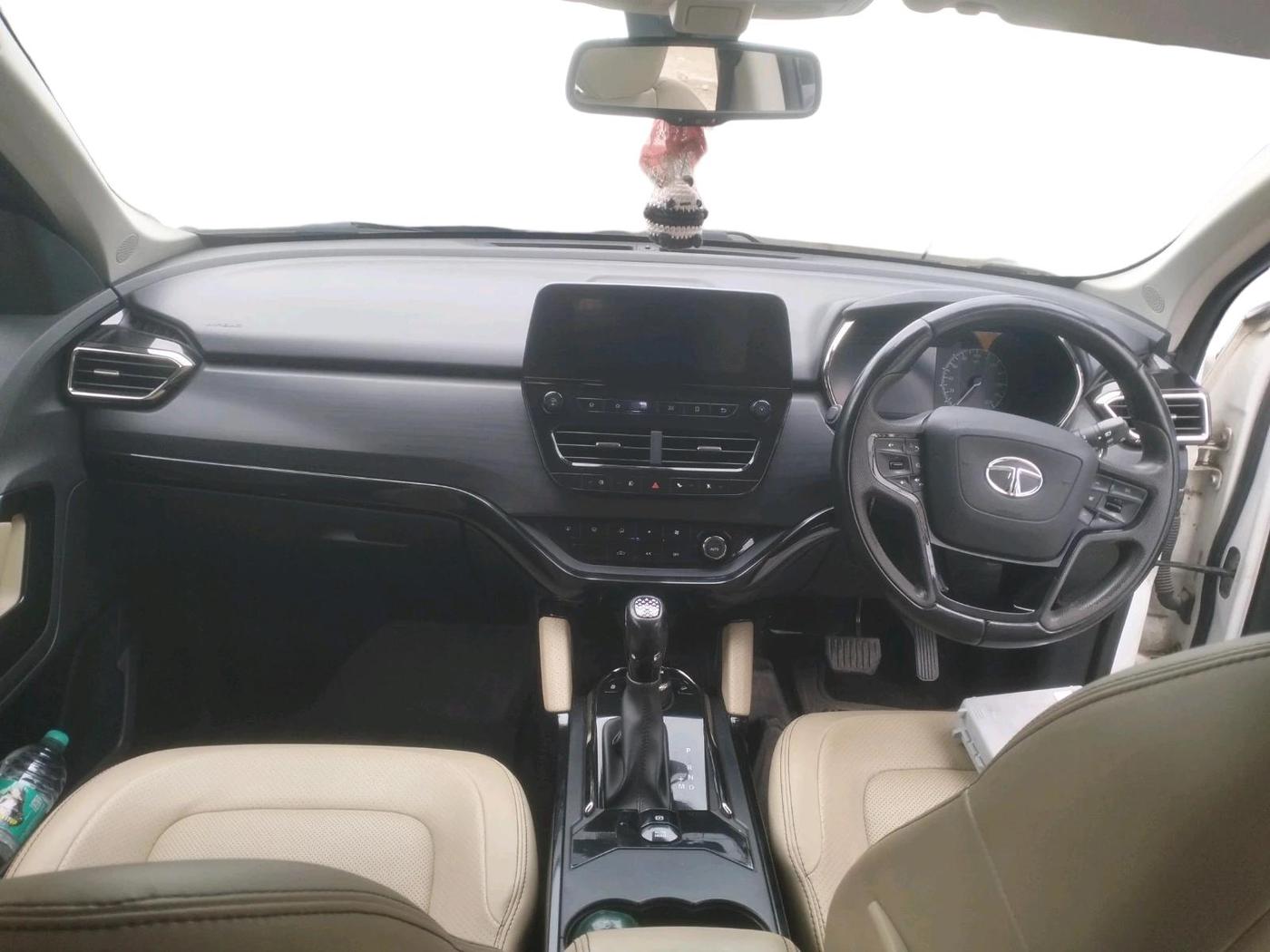 2022 Tata Safari XZA PLUS, Diesel, Automatic, 68,656 km, interior