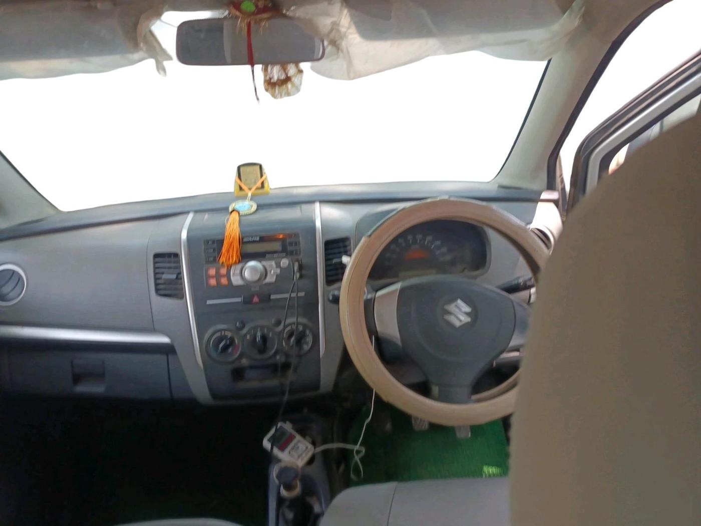 2012 Maruti Wagon R 1.0 LXI, Petrol, Manual, 44,657 km, interior
