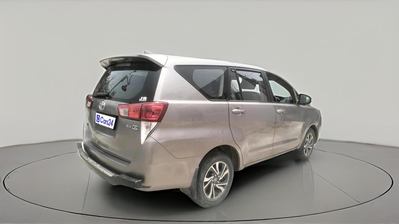 2021 Toyota Innova Crysta 2.4 GX AT 8 STR, Diesel, Automatic, 94,842 km, exterior