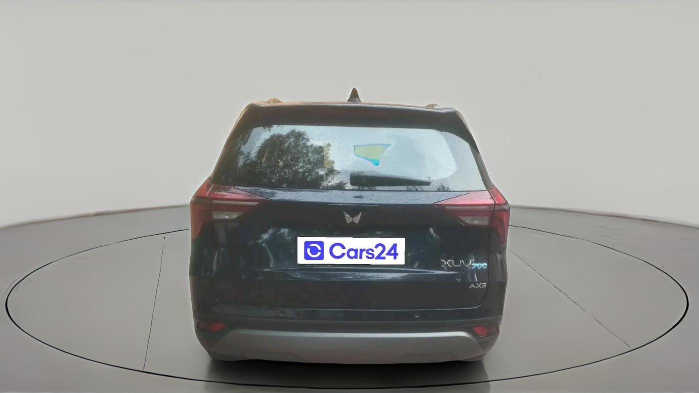 2025 Mahindra XUV700 AX 5 P MT 7 STR, Petrol, Manual, 11,565 km, exterior